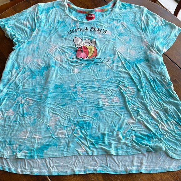 Peanuts Snoopy t-shirt. Woman size 2x - Picture 6 of 6